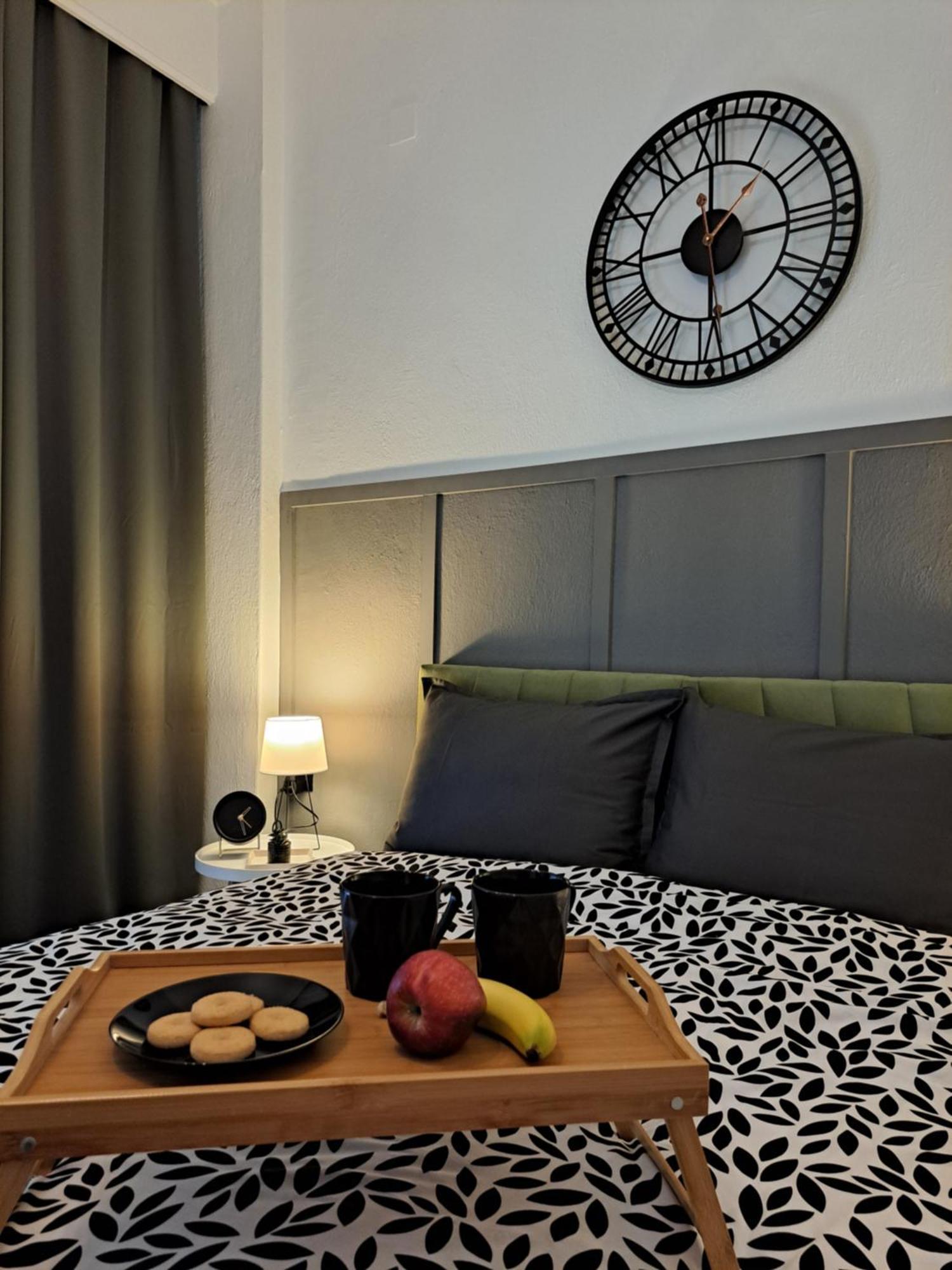 Stylish City Center Apartment Serrai Exteriör bild