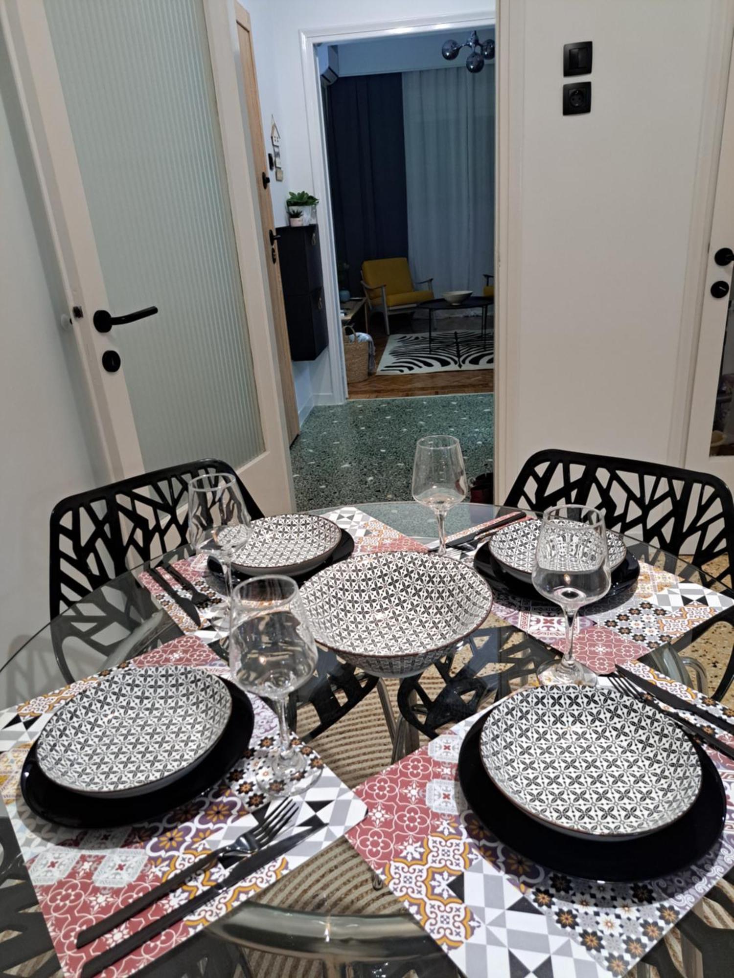 Stylish City Center Apartment Serrai Exteriör bild