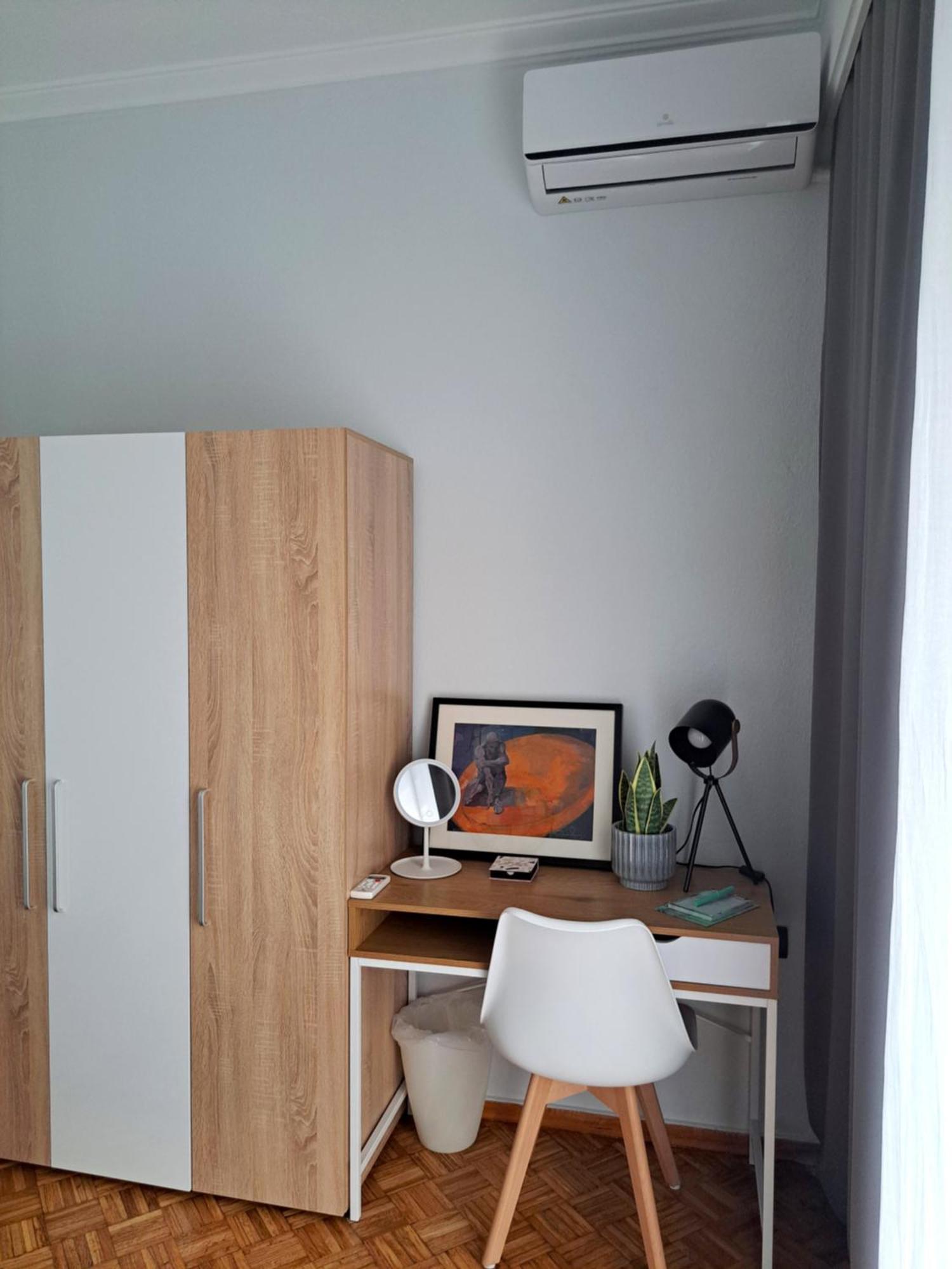 Stylish City Center Apartment Serrai Exteriör bild