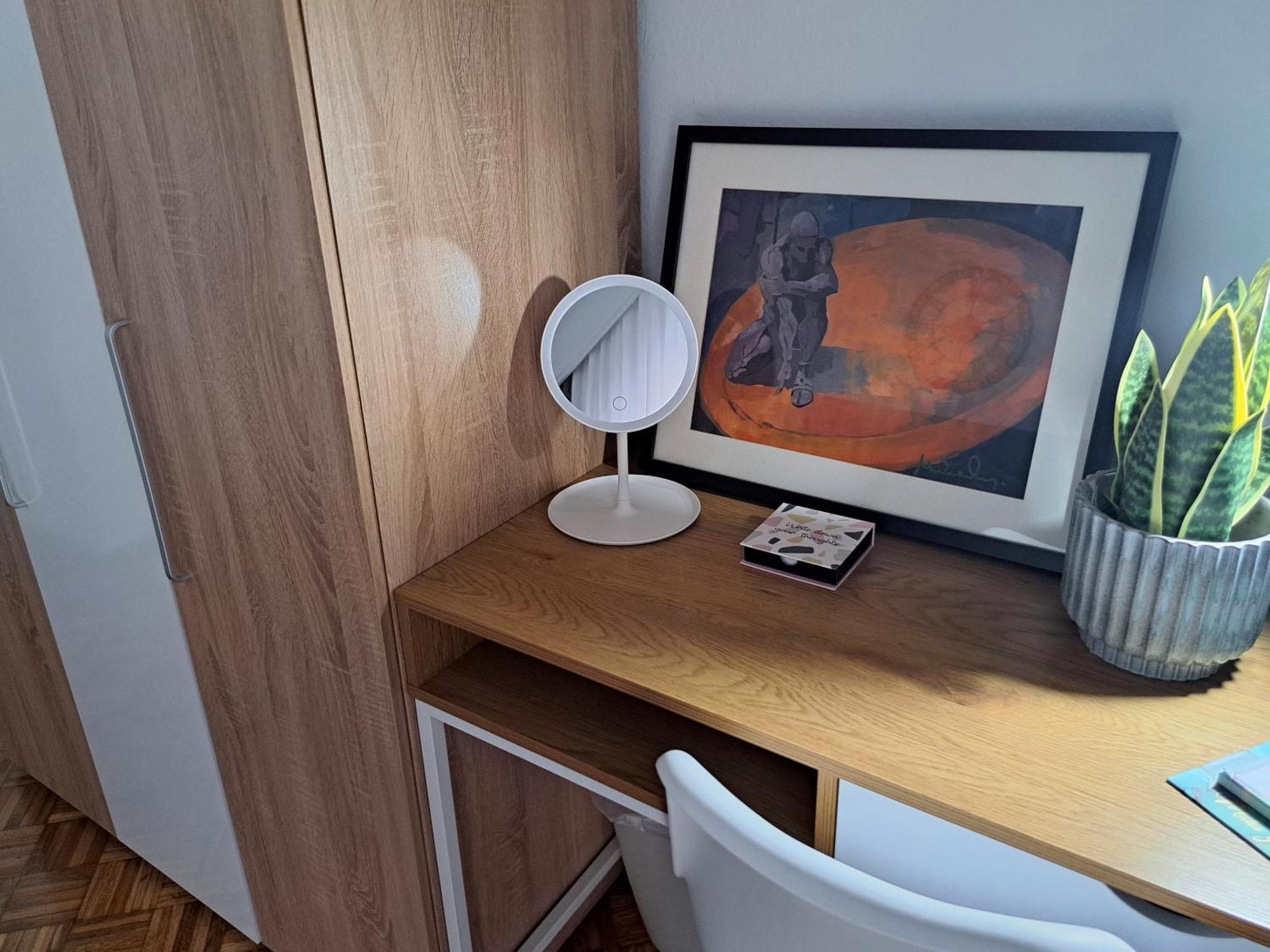 Stylish City Center Apartment Serrai Exteriör bild