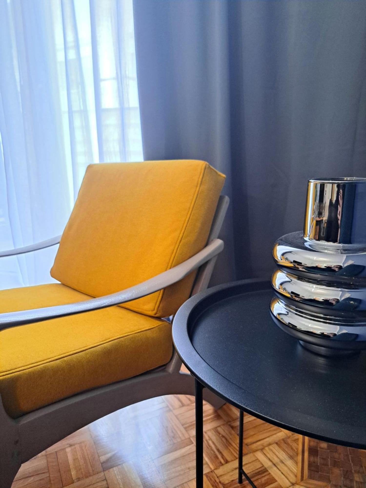 Stylish City Center Apartment Serrai Exteriör bild