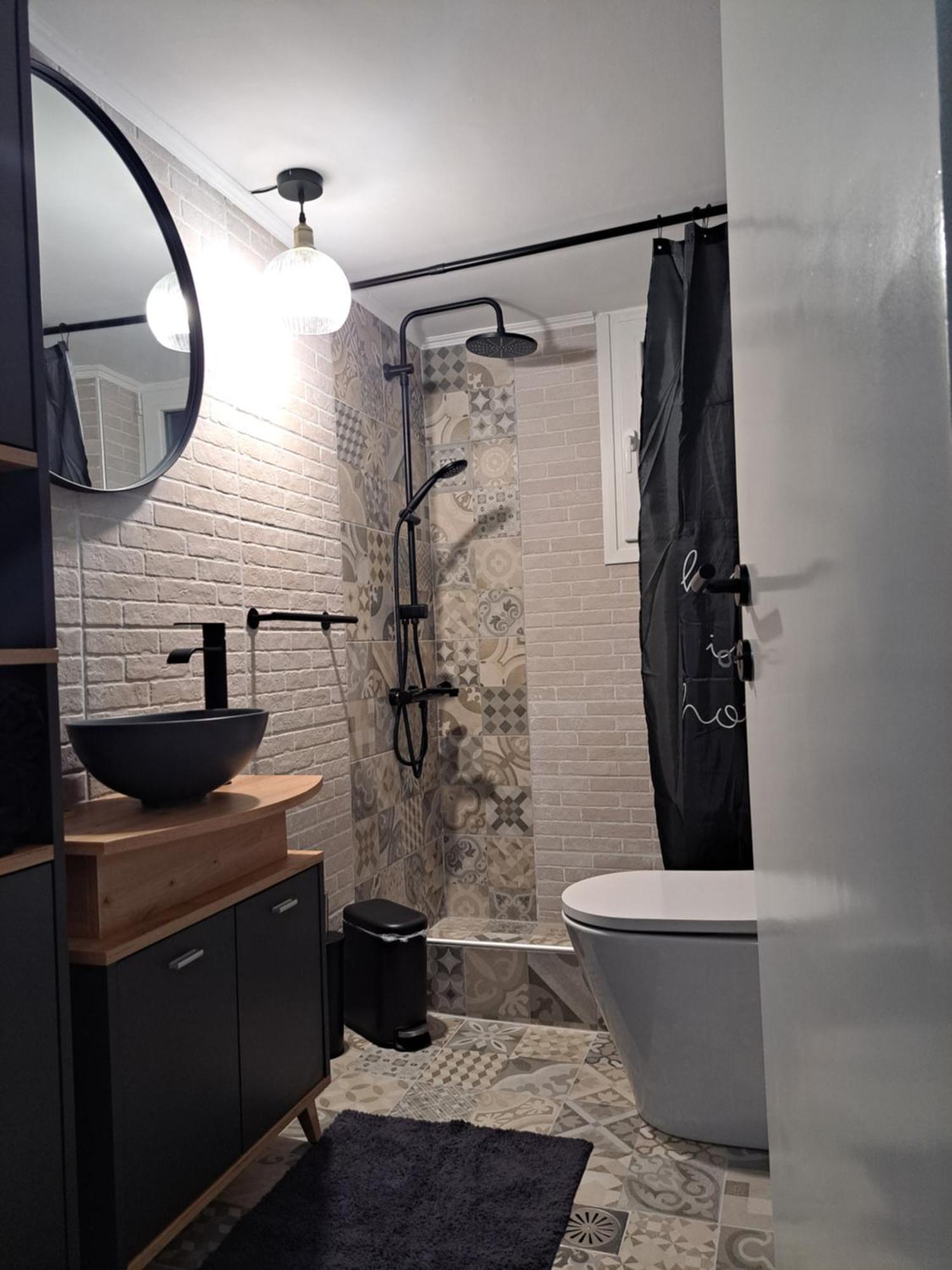 Stylish City Center Apartment Serrai Exteriör bild